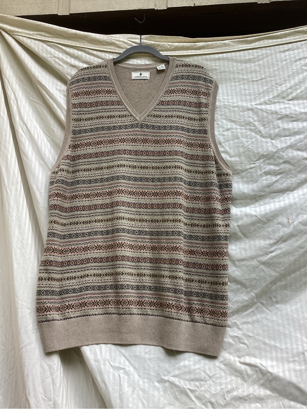 Southern Pines V-Neck Fair Isle Sweater Vest - Beige Multitone, size XXL